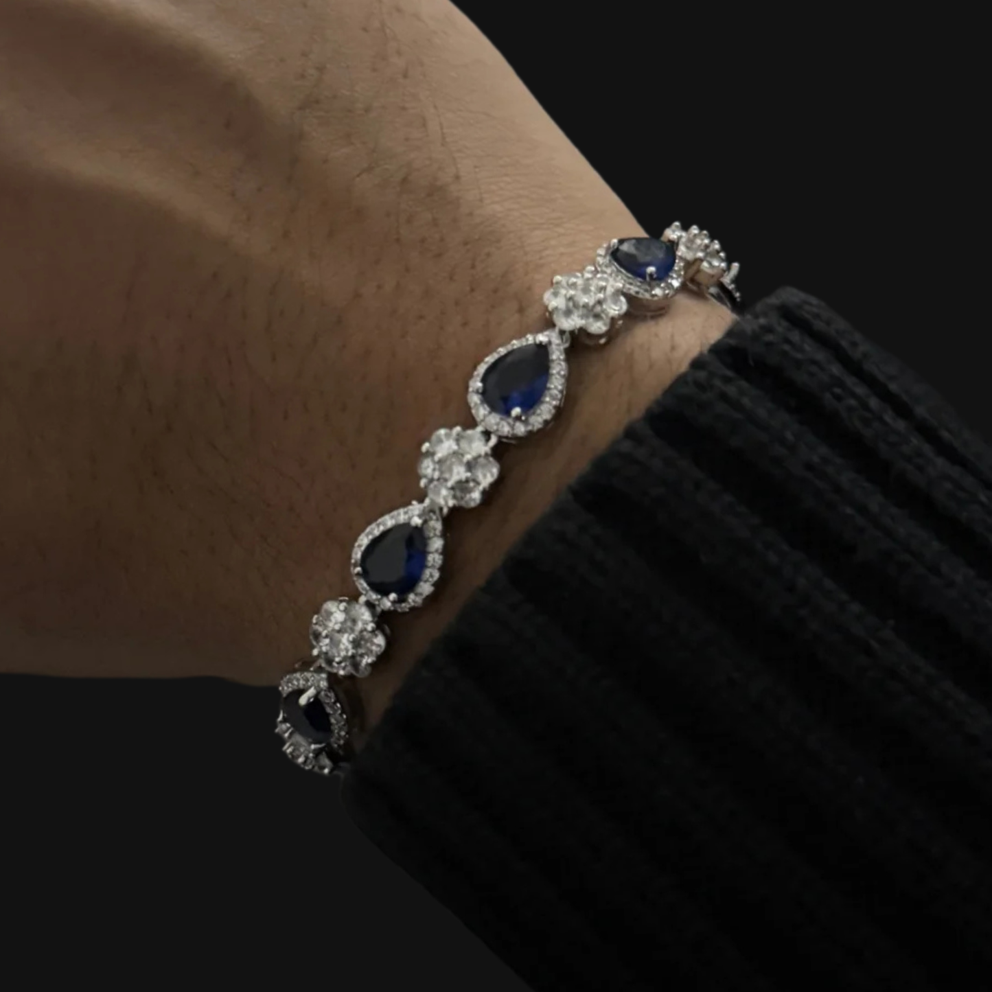 Flora Droplet Bracelet