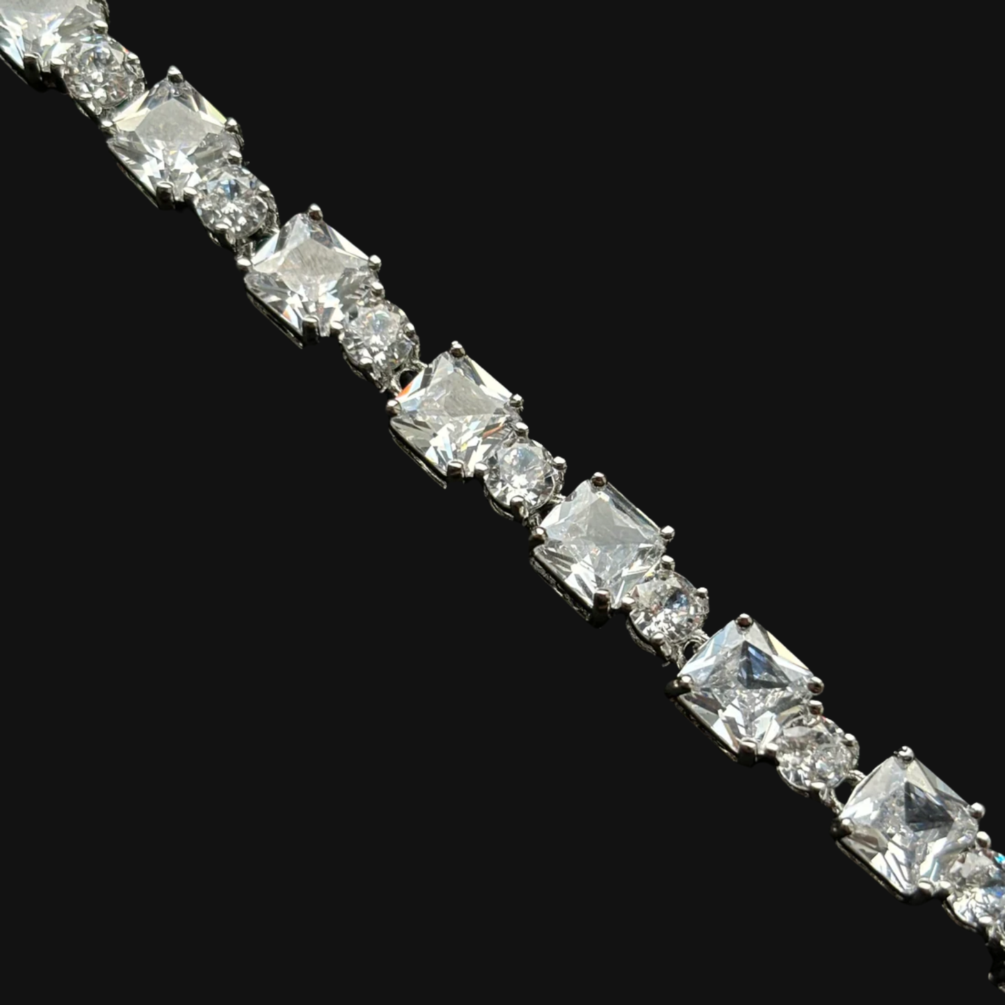 Dual Cut Bracelet